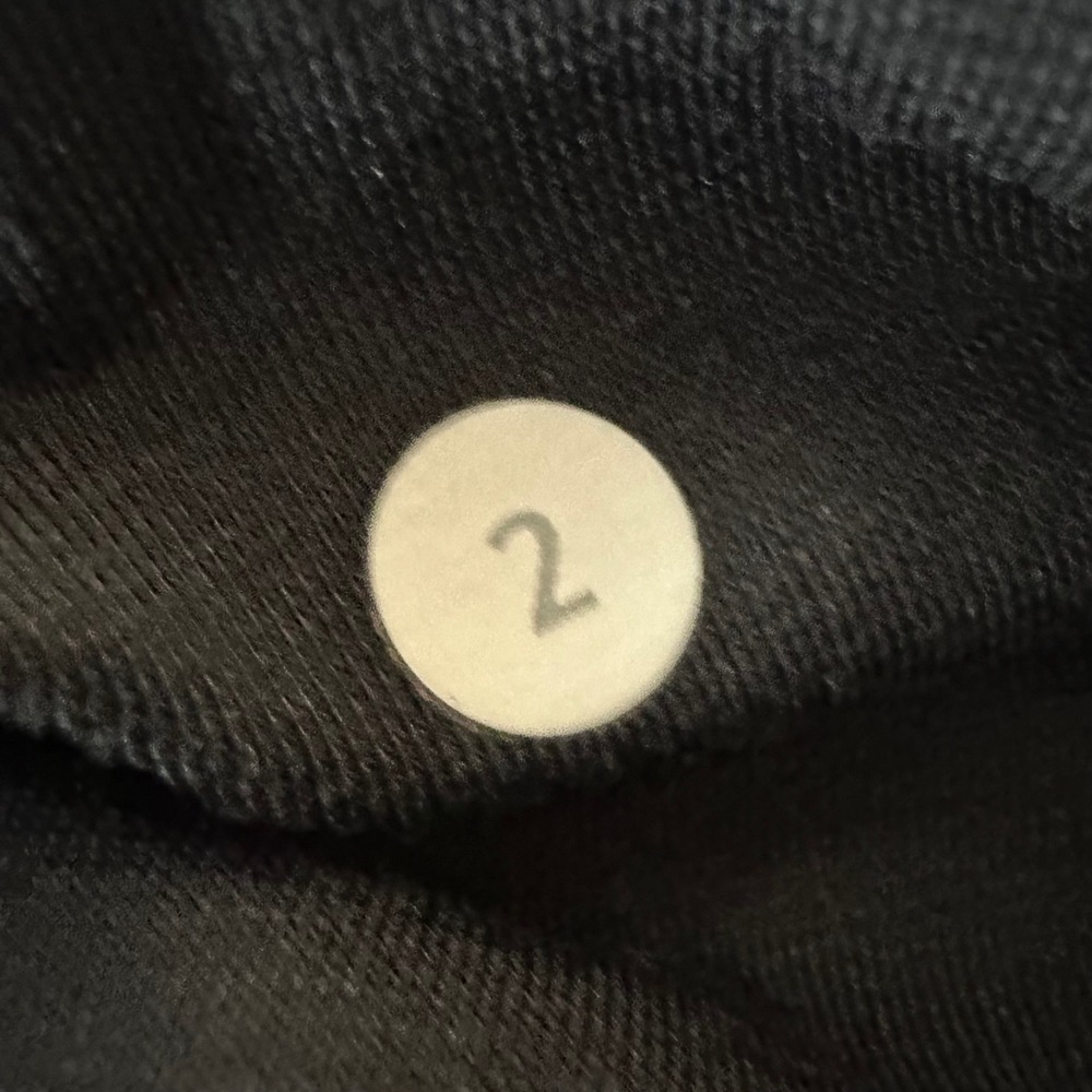 Two Pairs of Lululemon Leggings Size 2 Yoga Pants Athletic Leggings High Rise - Picture 5 of 12